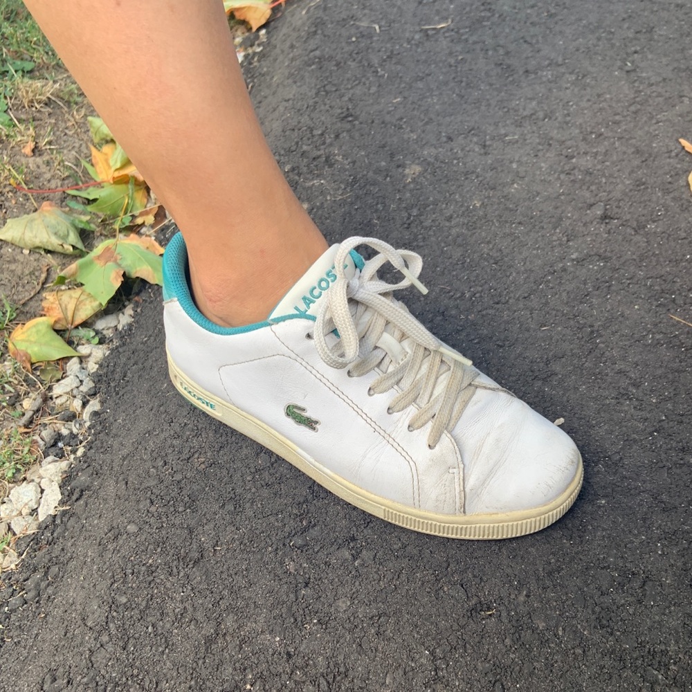 Lacoste white sneaker with leather upper sz W 7.5